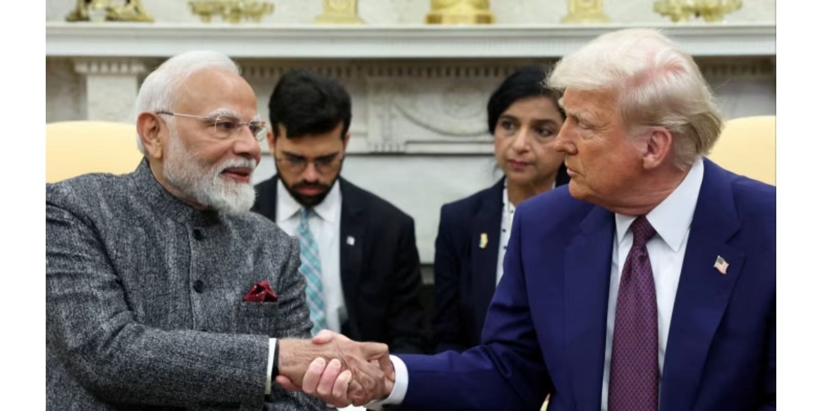 India signs defence deals with Russian and US firms